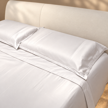 Completo Letto in raso con Lenzuola e Federe bianco